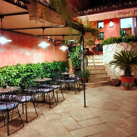 Hotel Il Barocco Ragusa Exterior foto